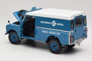 Land Rover Series III 109 Soft Top Motorway Patrol Blu Eagles Race 1:18 4403 Pressofusione — immagine 5 di 8
