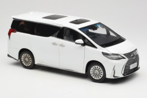 Lexus LM300h White Pearl Kyosho 1:18 08963WP Pressofusione — immagine 6 di 8