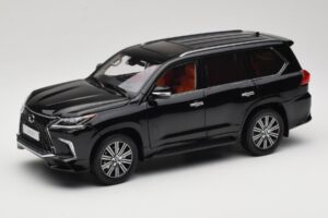 Lexus LX570 J200 Nero LCD 1:18 LCD18010-BL Pressofusione