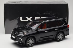 Lexus LX570 J200 Nero LCD 1:18 LCD18010-BL Pressofusione — immagine 8 di 8