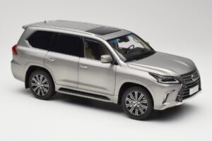 Lexus LX570 Sonic Titanio Kyosho 1:18 08955T Pressofusione — immagine 6 di 8
