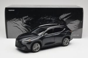Lexus NX450h+ AZ20 Nero Kyosho 1:18 08968GBK Resina — immagine 8 di 8