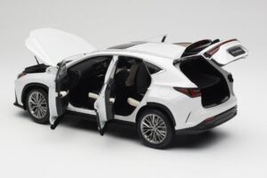 Lexus NX450h+ AZ20 Bianco Kyosho 1:18 08968Q Resina — immagine 5 di 8