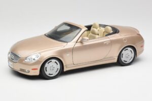 Lexus SC430 Beige Maisto 1:18 31629 Pressofusione