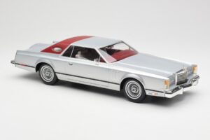 Lincoln Continental Mark V Coupe Argento BoS Models 1:18 BOS084 Resina — immagine 4 di 6