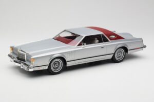 Lincoln Continental Mark V Coupe Argento BoS Models 1:18 BOS084 Resina