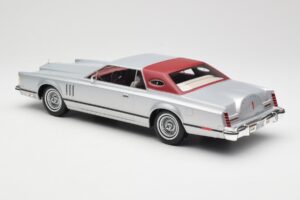Lincoln Continental Mark V Coupe Argento BoS Models 1:18 BOS084 Resina — immagine 5 di 6