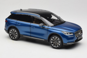 Lincoln Corsair Blu OEM 1:18 LINCOLN001 Pressofusione — immagine 6 di 8