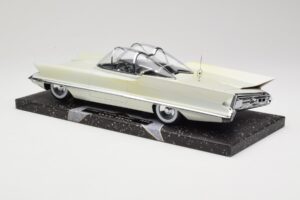 Lincoln Futura Concept Bianco Minichamps 1:18 107082030 Pressofusione — immagine 5 di 6