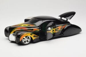 Lincoln Zephyr Scrape Custom Nero con Fiamme Hot Wheels 1:18 57319 Pressofusione — immagine 2 di 8