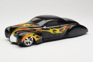 Lincoln Zephyr Scrape Custom Nero con Fiamme Hot Wheels 1:18 57319 Pressofusione