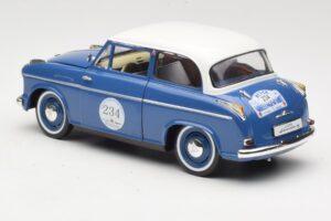 Lloyd Alexander TS #234 Blu Revell 1:18 08463 Pressofusione — immagine 7 di 8