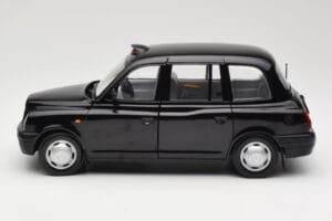 London Taxi TX1 Nero Sun Star 1:18 1120 Pressofusione — immagine 4 di 8