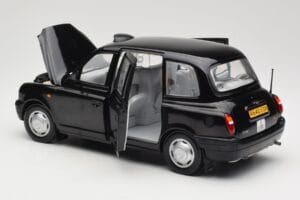 London Taxi TX1 Nero Sun Star 1:18 1120 Pressofusione — immagine 5 di 8