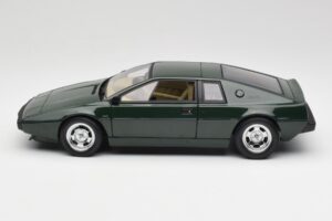 Lotus Esprit S1 Verde AUTOart 1:18 75302 Pressofusione — immagine 4 di 8