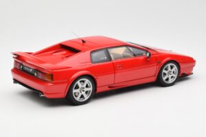 Lotus Esprit V8 Rosso AUTOart 1:18 75311 Pressofusione — immagine 3 di 8