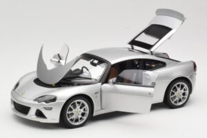 Lotus Europa S Argento AUTOart 1:18 75366 Pressofusione — immagine 2 di 8