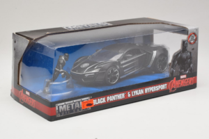Lykan HyperSport Black Panther Con Figura Metals Diecast 1:24 99723 Pressofusione — immagine 2 di 3