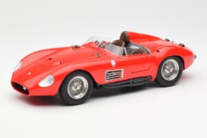 Maserati 300S Rosso CMC 1:18 M-105 Pressofusione