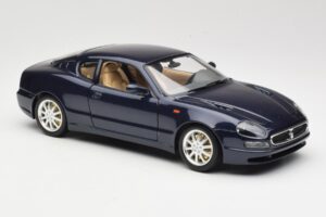 Maserati 3200 GT Nero Bburago 1:18 3371 Pressofusione — immagine 6 di 8