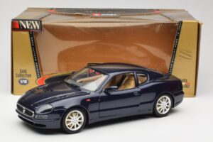 Maserati 3200 GT Nero Bburago 1:18 3371 Pressofusione — immagine 8 di 8