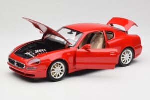 Maserati 3200 GT Rosso Mondiale Bburago 1:18 3341-M1 Pressofusione — immagine 2 di 8