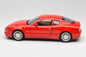 Maserati 3200 GT Rosso Mondiale Collezione Speciale Bburago 1:18 30071 Pressofusione — immagine 4 di 8