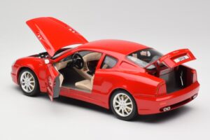 Maserati 3200 GT Rosso Mondiale Collezione Speciale Bburago 1:18 30071 Pressofusione — immagine 5 di 8