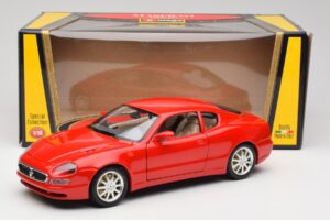 Maserati 3200 GT Rosso Mondiale Collezione Speciale Bburago 1:18 30071 Pressofusione — immagine 8 di 8