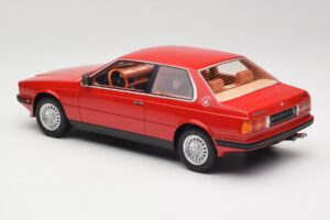Maserati BiTurbo Coupe Rosso Corsa Minichamps 1:18 107123501 Resina — immagine 5 di 6