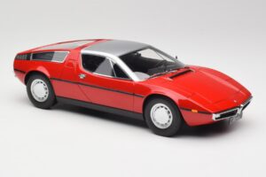 Maserati Bora Rosso & Argento Minichamps 1:18 107123721 Resina — immagine 4 di 6