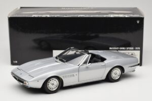 Maserati Ghibli Spyder Argento Minichamps 1:18 100122330 Pressofusione — immagine 7 di 7