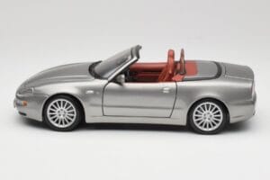 Maserati 4200 GT Spyder Grigio Bburago 1:18 18-12019 Pressofusione — immagine 4 di 8