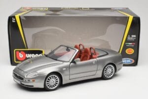 Maserati 4200 GT Spyder Grigio Bburago 1:18 18-12019 Pressofusione — immagine 8 di 8