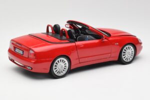 Maserati GT Spyder Rosso Bburago 1:18 34097 Pressofusione — immagine 3 di 8