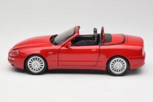 Maserati GT Spyder Rosso Bburago 1:18 34097 Pressofusione — immagine 4 di 8