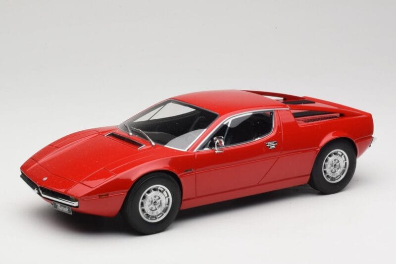 Maserati Merak Rosso Minichamps 1:18 107123761 Resina
