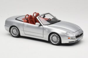 Maserati Spyder Argento Maisto 1:18 31667 Pressofusione — immagine 6 di 8