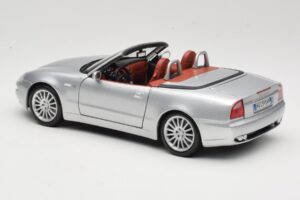 Maserati Spyder Argento Maisto 1:18 31667 Pressofusione — immagine 7 di 8