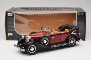 Maybach DS8 Zeppelin Rosso Anson 1:18 30413 Pressofusione — immagine 8 di 8