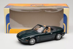 Mazda MX-5 NA Emerald Green Gate 1:18 01017 Pressofusione — immagine 8 di 8