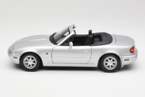 Mazda MX-5 Miata NA Highlight Argento Gate 1:18 1015 Pressofusione — immagine 4 di 8