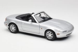 Mazda MX-5 Miata NA Highlight Argento Gate 1:18 1015 Pressofusione — immagine 6 di 8