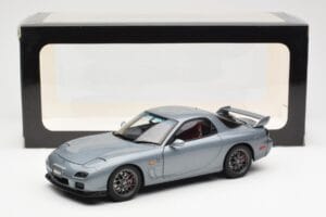 Mazda RX-7 FD Spirit R Type A Grigio Metallic AUTOart 1:18 75987 Pressofusione — immagine 8 di 8