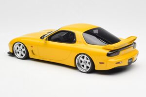 Mazda RX-7 FD Type R Bathurst R Giallo Otto 1:18 OT397 Resina — immagine 5 di 6