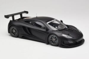 McLaren 12C GT3 Carbon Opaco Nero Minichamps 1:18 151121390 Pressofusione — immagine 4 di 6