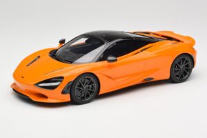 McLaren 750S McLaren Orange TopSpeed 1:18 TS0547 Pressofusione