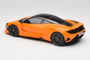 McLaren 750S McLaren Orange TopSpeed 1:18 TS0547 Pressofusione — immagine 5 di 6
