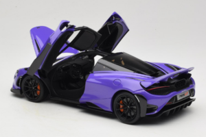 McLaren 765LT Viola HPD 1:18 HPD18005 Pressofusione — immagine 5 di 8