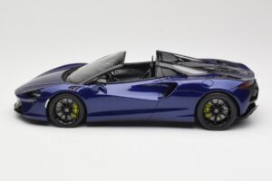 McLaren Artura Spider Viola GT Spirit 1:18 GT515 Resina — immagine 3 di 6